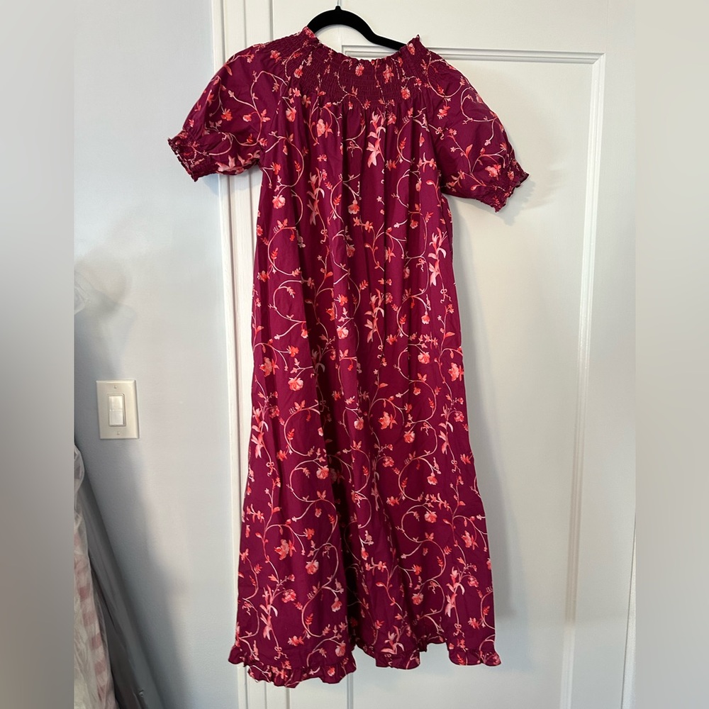 Hill House Home Caroline Nap Dress in Burgundy Botanical, size XS EUC